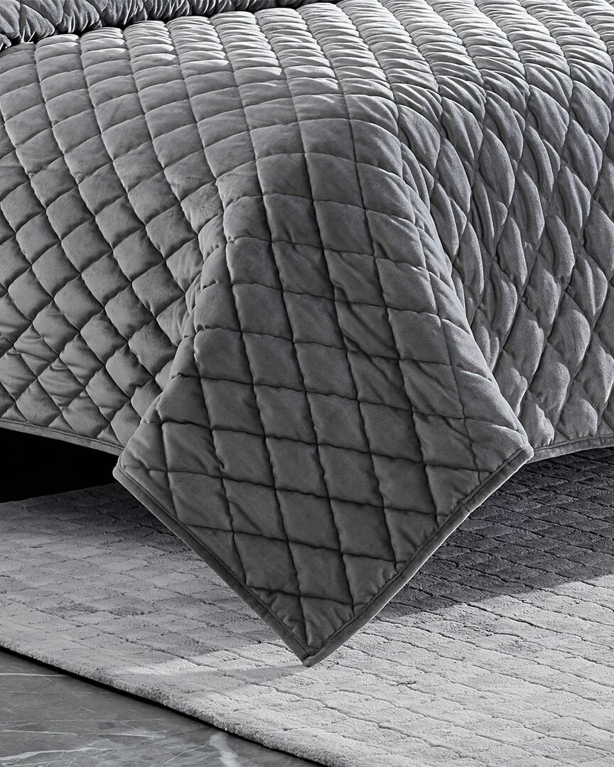 Vera Wang Diamond Velvet Quilt/Sham Set Home Comforters & Quilts - Image 6